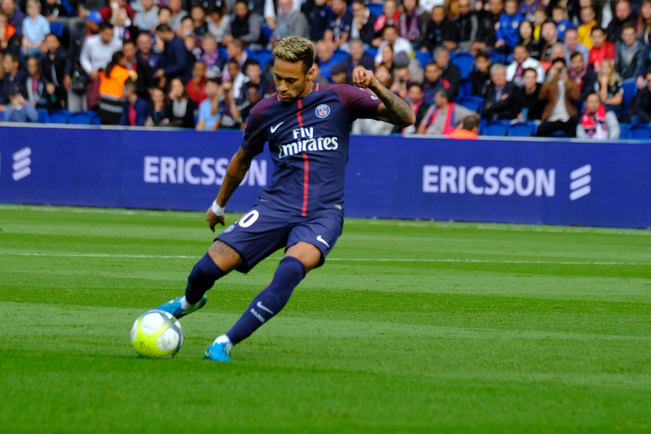 马内：阿诺德的防守不像外界说的那样差；沙特比我想象的更棒