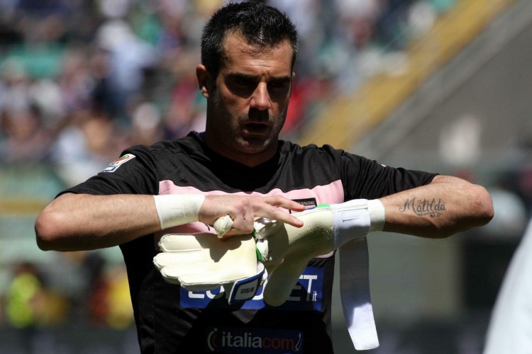 每体：巴萨发现约100名会员涉及欧冠对法兰克福门票转售问题