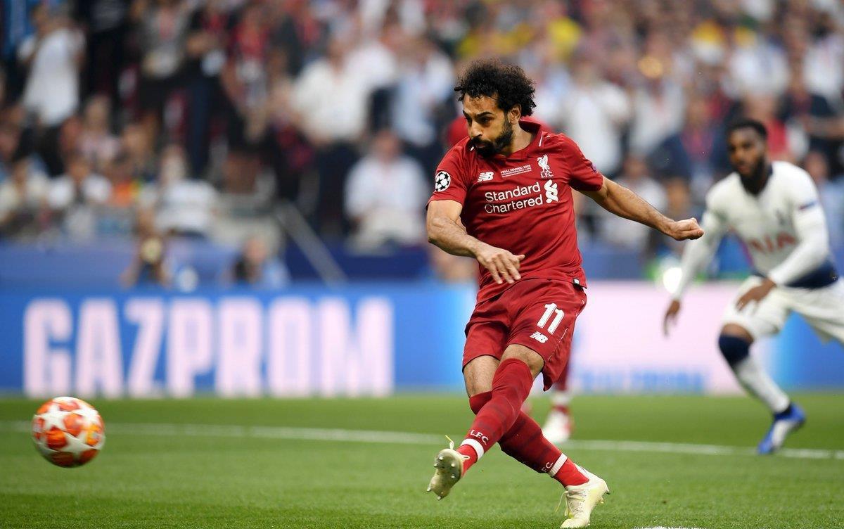 葡萄牙总统为C罗发声：天才都有自己的性格，我们欠他太多